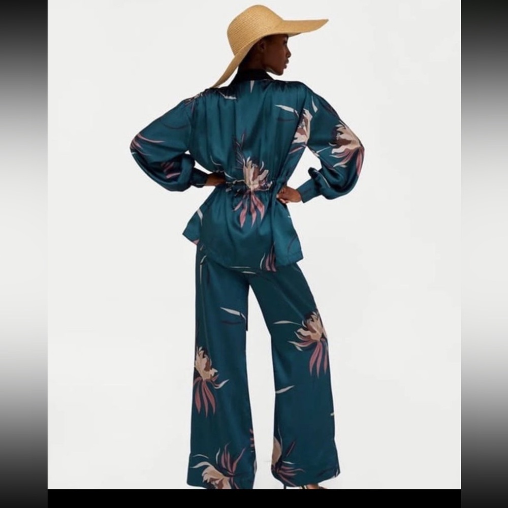 Zara Satin Effect Floral Robe and trousers set